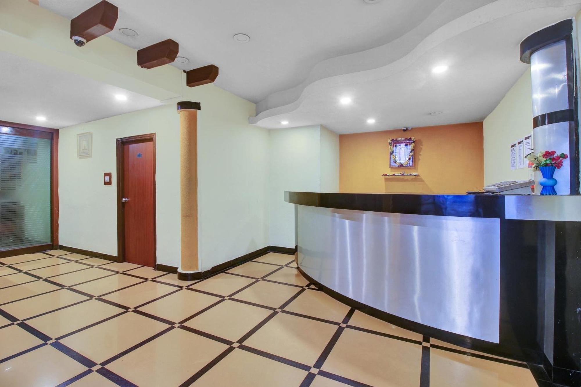 Hotel O Happy Rooms Хидерабад Екстериор снимка